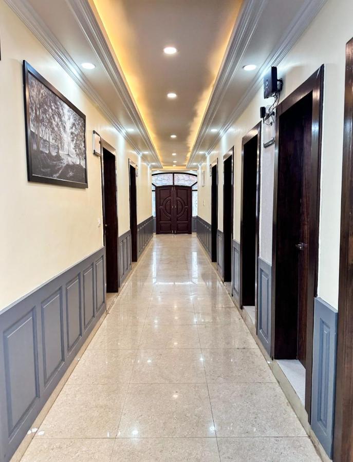 Srinagar Group Of Hotels ภายนอก รูปภาพ