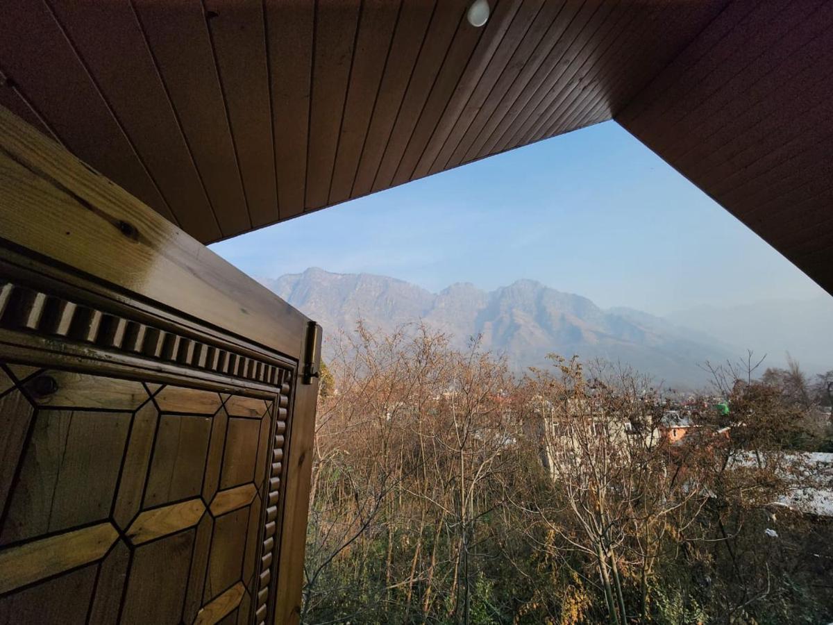 Srinagar Group Of Hotels ภายนอก รูปภาพ